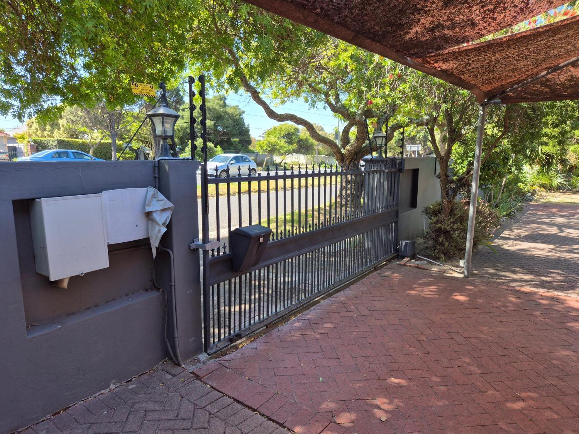 Pine House - Self-catering Kaapstad